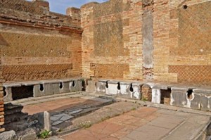 ostia rom antika toiletten